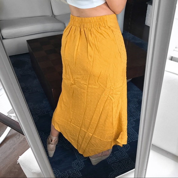 🆕 MUSTARD YELLOW ASYMMETRICAL MAXI SKIRT! - Picture 2 of 7